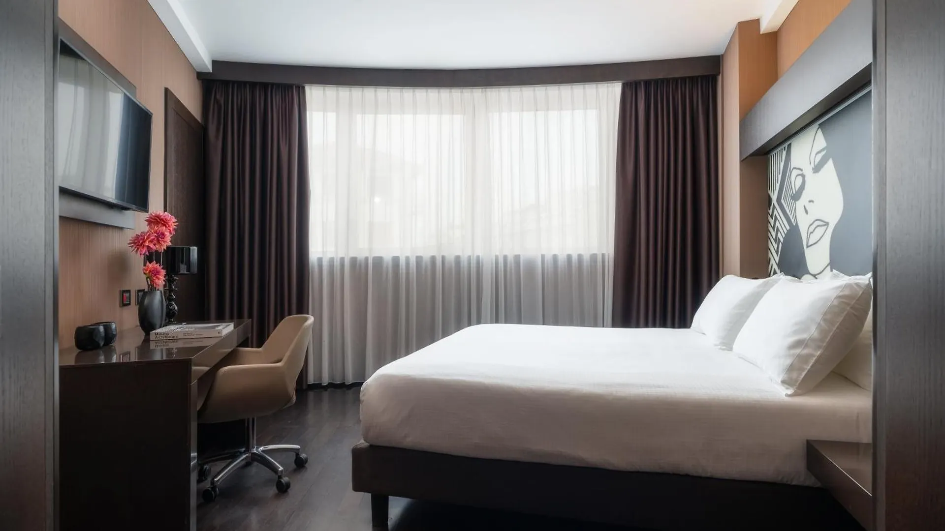 Crowne Plaza Milan City By Ihg Hotel