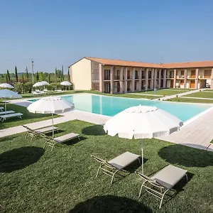 בית חווה Cascina Borghetta סירמיונה