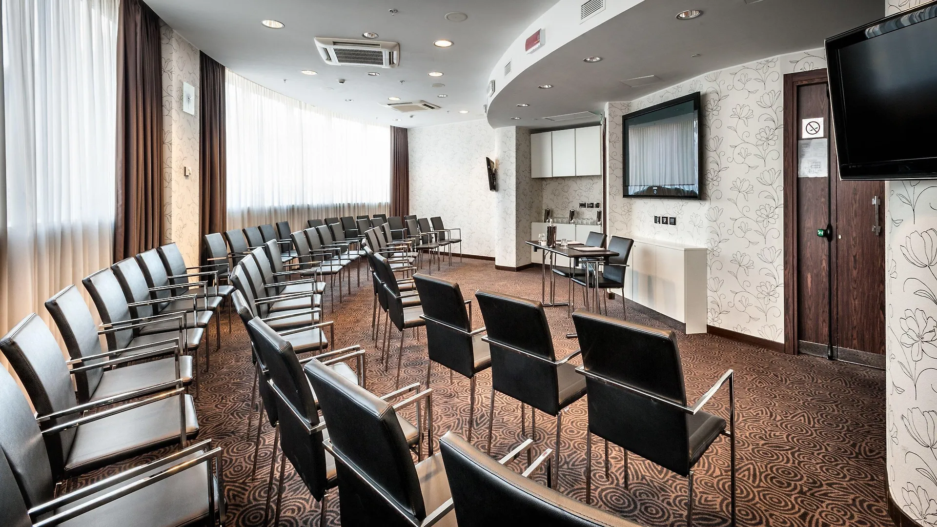 Crowne Plaza Milan City By Ihg Hotel