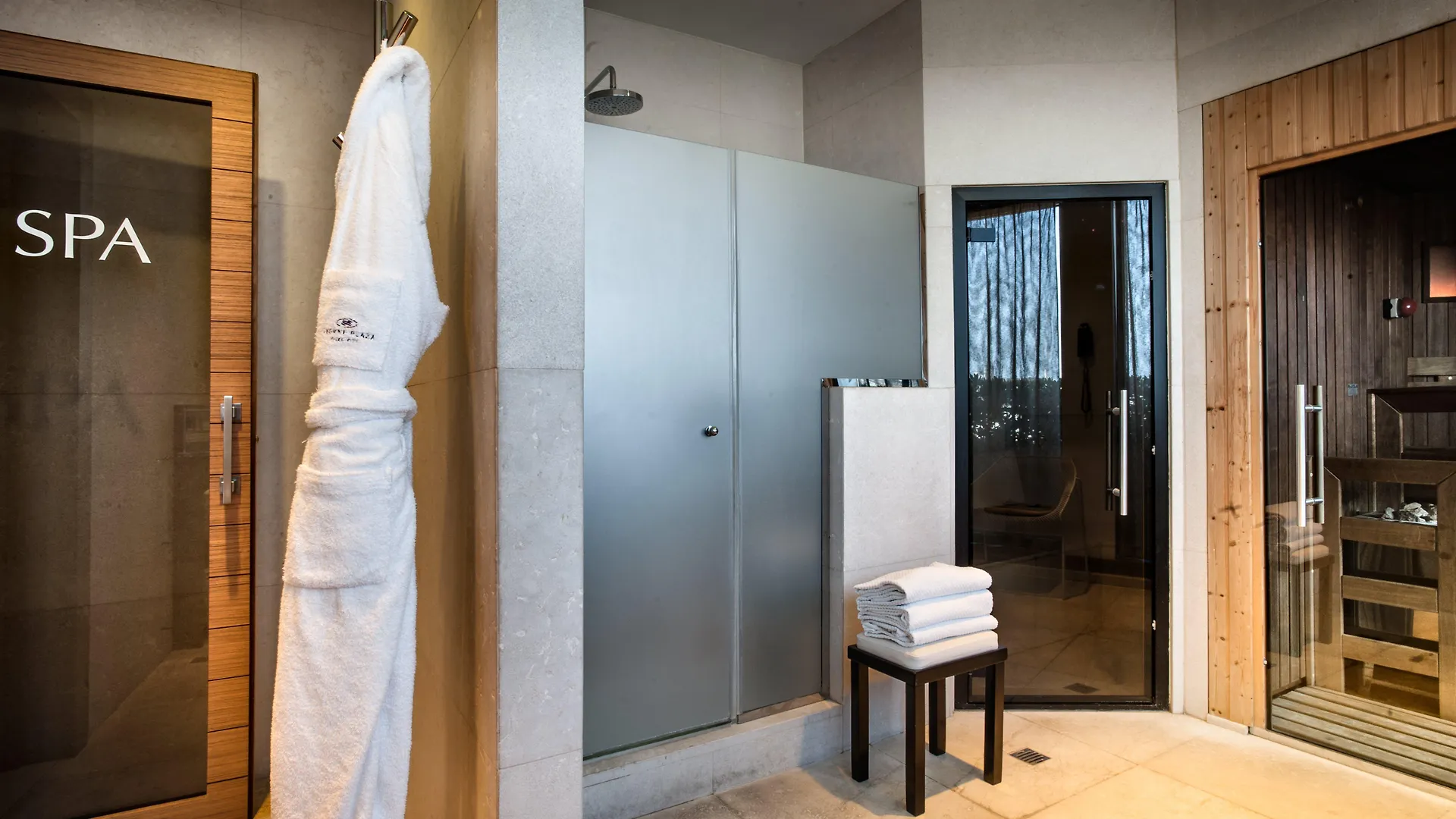 Crowne Plaza Milan City By Ihg Hotel