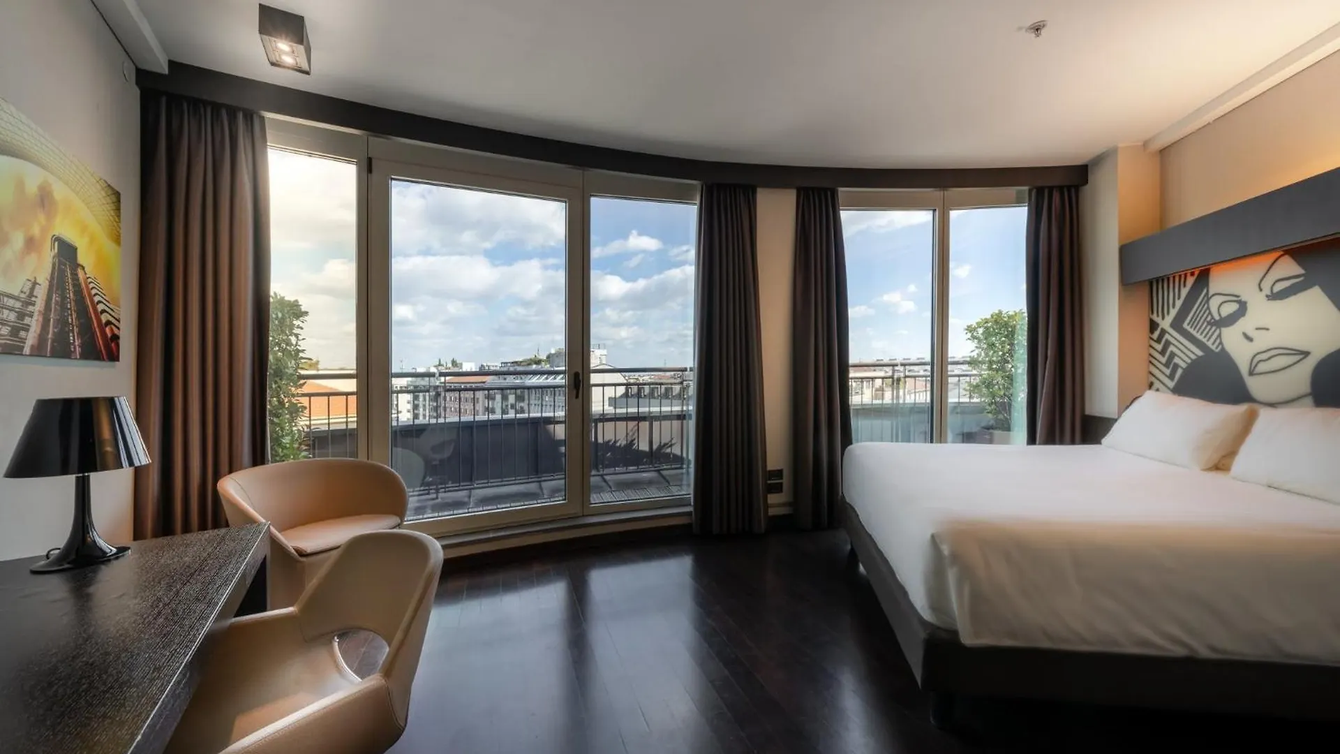 Crowne Plaza Milan City By Ihg 4*,  Italy