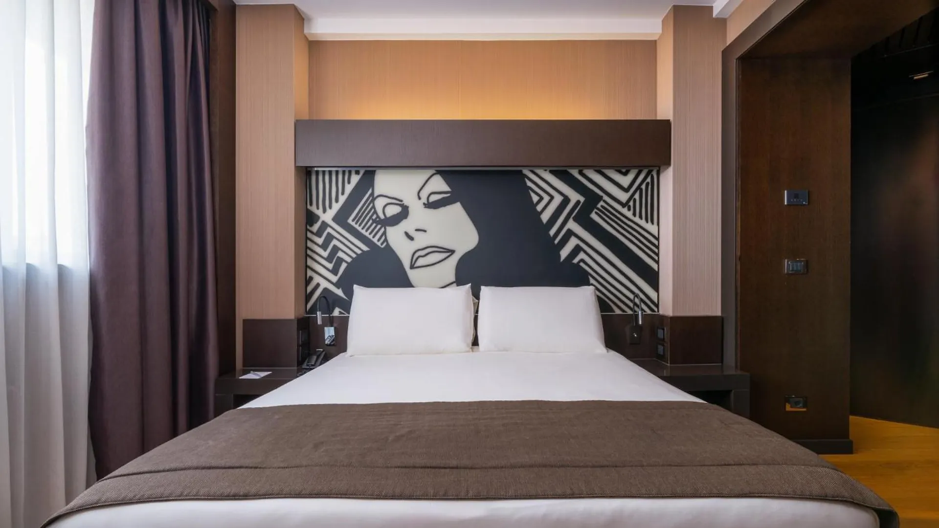 **** Hotel Crowne Plaza Milan City By Ihg Italy