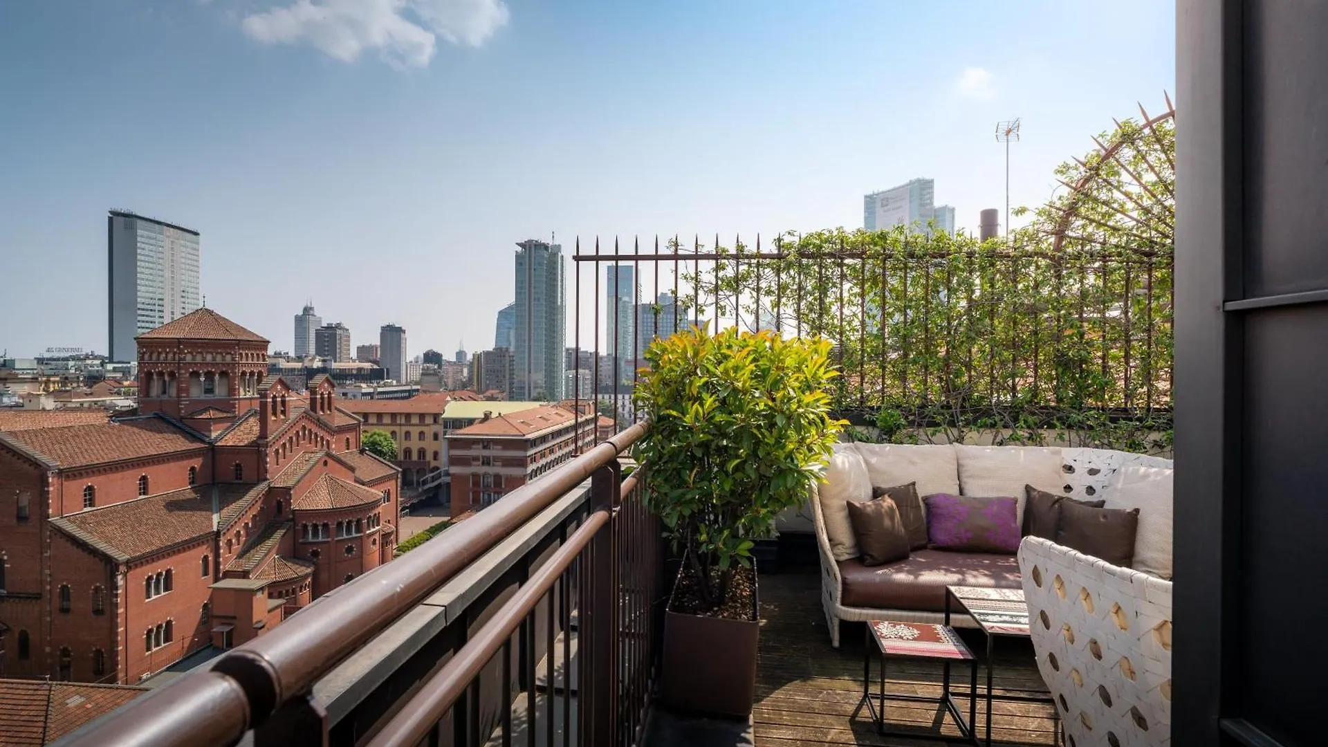 Crowne Plaza Milan City By Ihg Italy