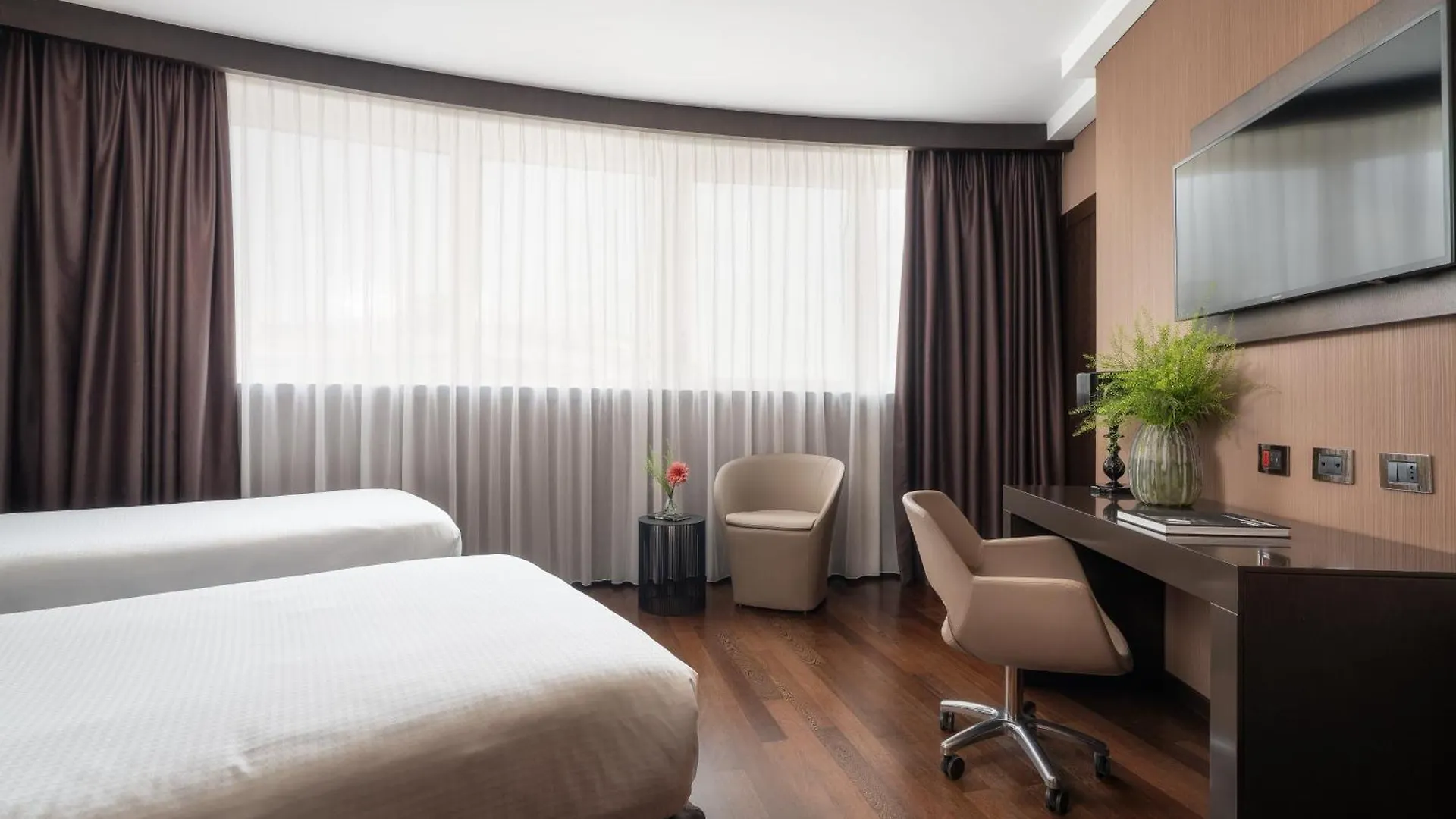 Crowne Plaza Milan City By Ihg מלון