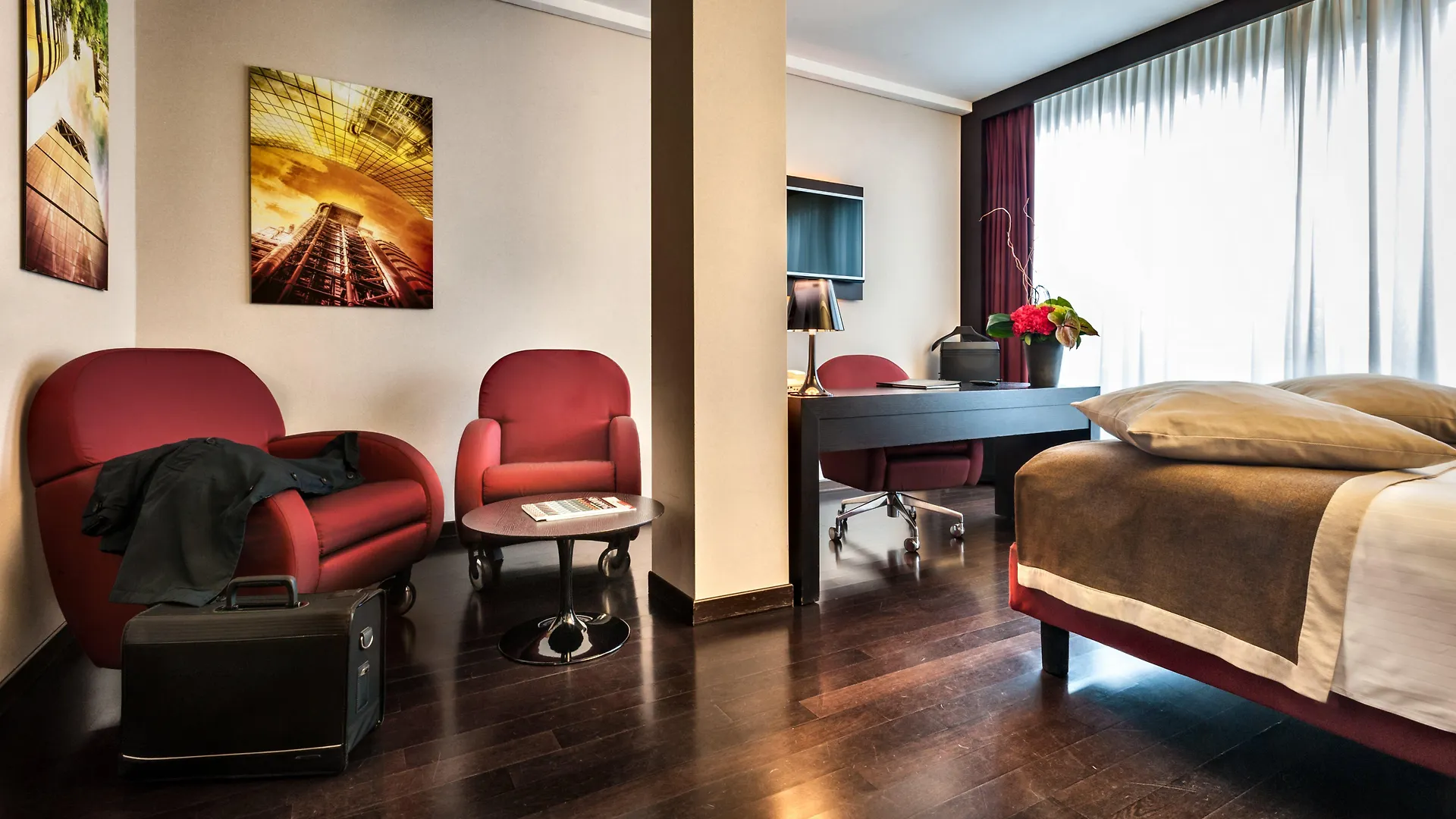 Crowne Plaza Milan City By Ihg Hotel