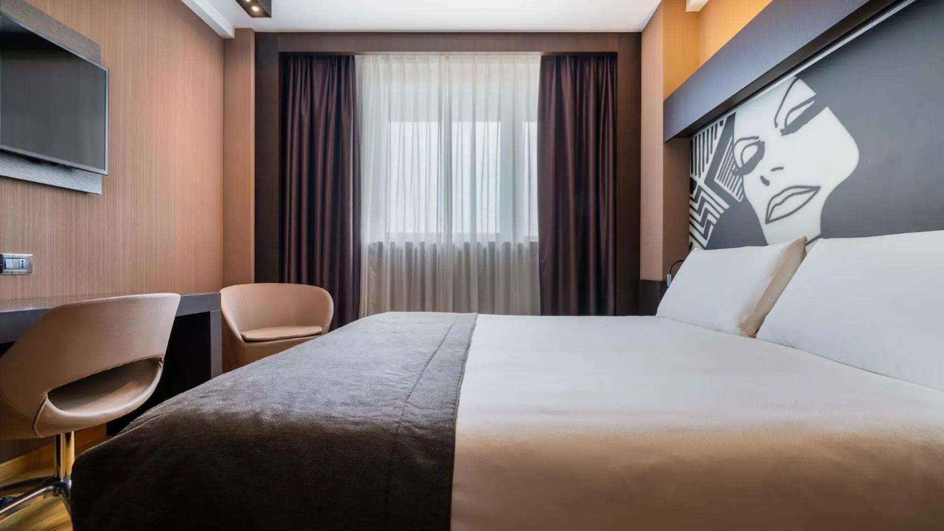 Crowne Plaza Milan City By Ihg Hotel