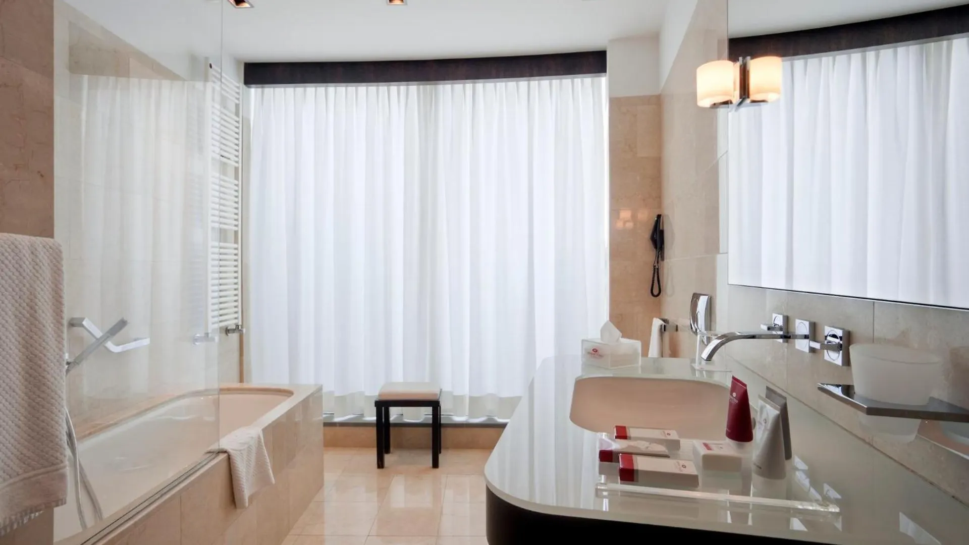 Crowne Plaza Milan City By Ihg